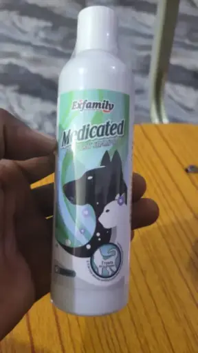 MEDICATED SHAMPOO FOR DOGS & CATS
